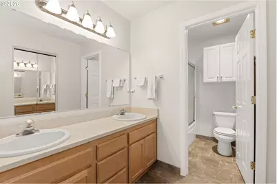 2660 SW Hume Ct, Portland, OR 97219 - Photo 17