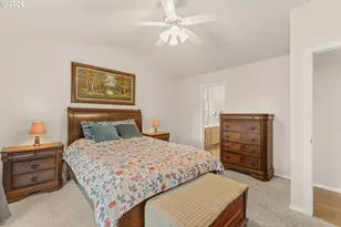 2660 SW Hume Ct, Portland, OR 97219 - Photo 15