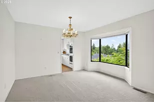 45 Condolea Ct, Lake Oswego, OR 97035 - Photo 15