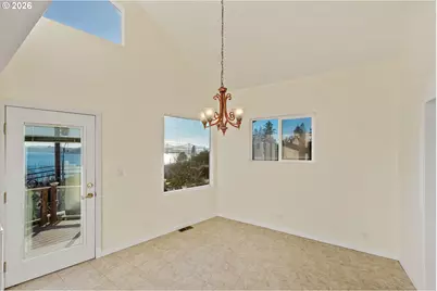 66599 Quail Rd, North Bend, OR 97459 - Photo 5