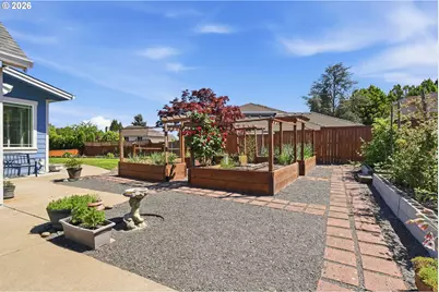 2400 NW West Hills Dr, McMinnville, OR 97128 - Photo 37