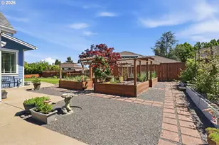 2400 NW West Hills Dr, McMinnville, OR 97128 - Photo 37