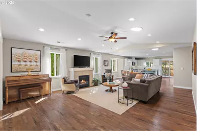 162 Muirfield Ave SE, Salem, OR 97306 - Photo 9