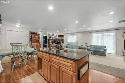 1664 SW Sesame St, McMinnville, OR 97128 - Photo 11