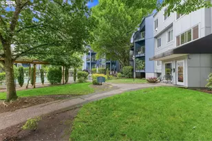 8720 SW Tualatin Rd, Tualatin, OR 97062 - Photo 21