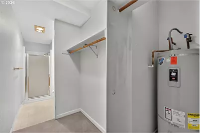 8720 SW Tualatin Rd #210, Tualatin, OR 97062 - Photo 13