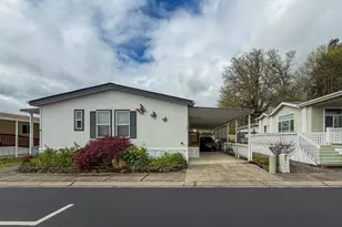 1000 E Central Ave, Sutherlin, OR 97479 - Photo 29