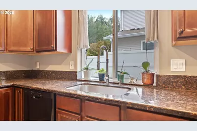 18283 Davis St, Sandy, OR 97055 - Photo 11
