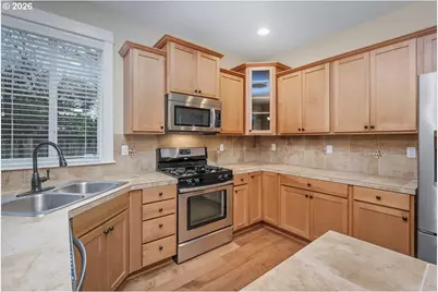 8684 SW Borders St, Portland, OR 97223 - Photo 15