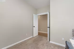 8684 SW Borders St, Portland, OR 97223 - Photo 5