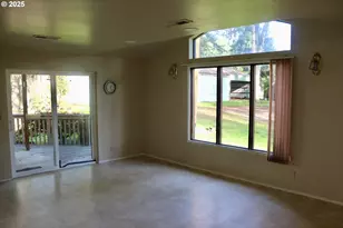 475 Thomas (+471) Rd, Sutherlin, OR 97479 - Photo 19