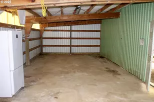 475 Thomas (+471) Rd, Sutherlin, OR 97479 - Photo 7