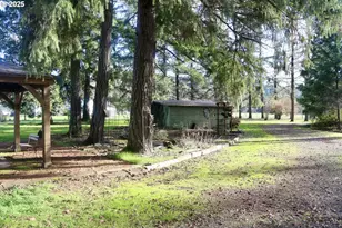 475 Thomas (+471) Rd, Sutherlin, OR 97479 - Photo 9