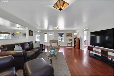 84816 Cloverdale Rd, Creswell, OR 97426 - Photo 9