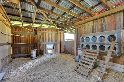 84816 Cloverdale Rd, Creswell, OR 97426 - Photo 33