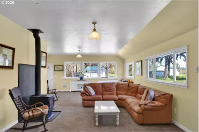 84816 Cloverdale Rd, Creswell, OR 97426 - Photo 17