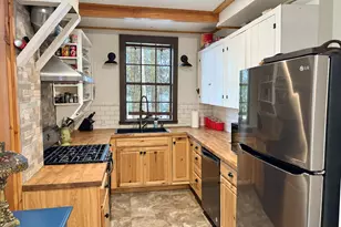 27314 W Odell Lake Rd, Crescent Lake, OR 97733 - Photo 5