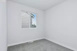 1285 Parkside Ave, Woodburn, OR 97071 - Photo 11