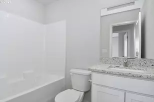 1285 Parkside Ave, Woodburn, OR 97071 - Photo 13