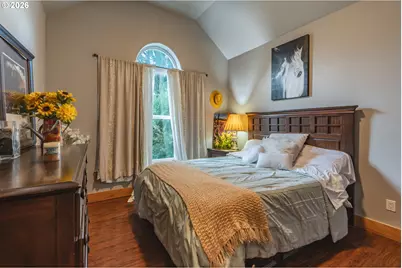 1749 22nd St, Hood River, OR 97031 - Photo 9