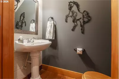 1749 22nd St, Hood River, OR 97031 - Photo 33