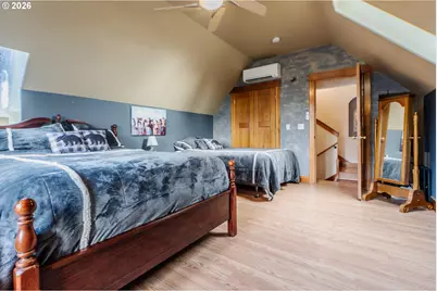 1749 22nd St, Hood River, OR 97031 - Photo 35