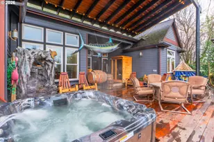 1749 22nd St, Hood River, OR 97031 - Photo 5