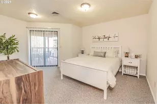 16121 NE San Rafael St, Portland, OR 97230 - Photo 23