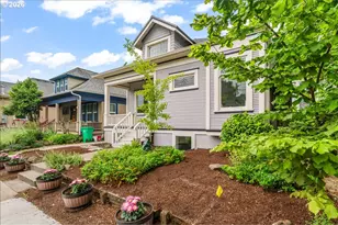 1211 SE 37th Ave, Portland, OR 97214 - Photo 3