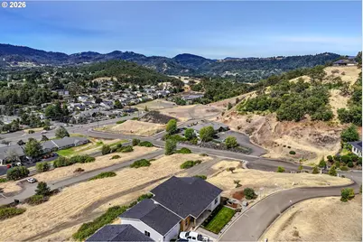 1981 Warewood Terrace Ct, Roseburg, OR 97471 - Photo 15
