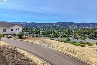 1981 Warewood Terrace Ct, Roseburg, OR 97471 - Photo 11