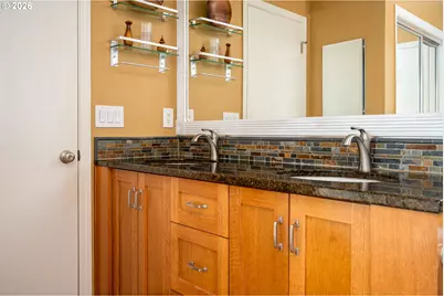 32455 SW Lake Point Ct, Wilsonville, OR 97070 - Photo 27