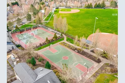 14030 Edenberry Ct, Lake Oswego, OR 97035 - Photo 47