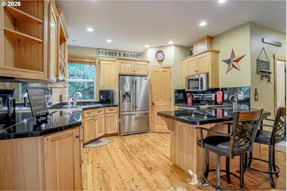 24727 E McKenzie Valley Ct, Welches, OR 97067 - Photo 15