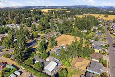 1270 E Jefferson St, Stayton, OR 97383 - Photo 43