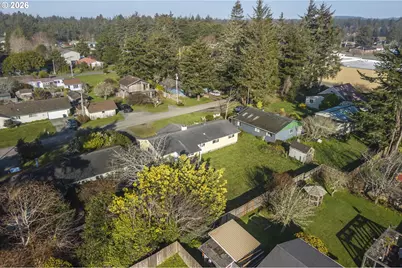 950 1st St NE, Bandon, OR 97411 - Photo 41