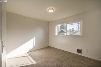 950 1st St NE, Bandon, OR 97411 - Photo 27