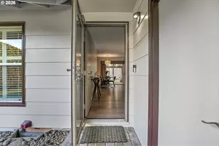 1732 SE 158th Ave, Portland, OR 97233 - Photo 3