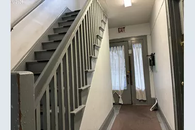 5203 NE 16th Ave, Portland, OR 97211 - Photo 3