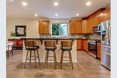9801 SE Nicholas Dr, Happy Valley, OR 97086 - Photo 17