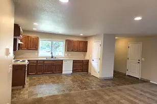 1113 Manzanita Way, Vancouver, WA 98661 - Photo 3