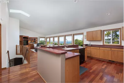 7700 Simmons Rd, Pacific City, OR 97135 - Photo 9