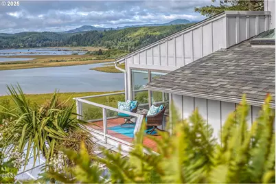 30 Bluffs Ct, Gleneden Beach, OR 97388 - Photo 1