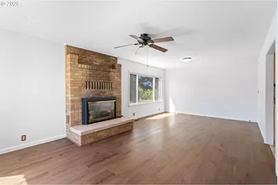 243 SE 4th Ave, Pilot Rock, OR 97868 - Photo 3