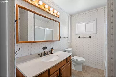243 SE 4th Ave, Pilot Rock, OR 97868 - Photo 11