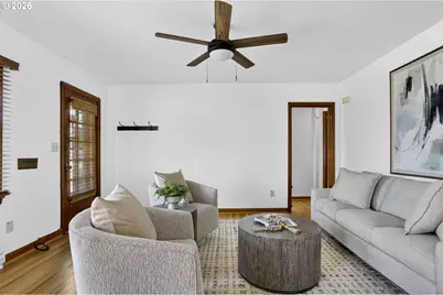 6128 SE Center St, Portland, OR 97206 - Photo 5