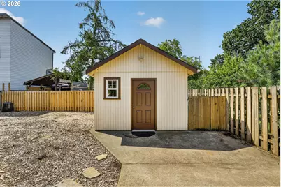 6128 SE Center St, Portland, OR 97206 - Photo 39