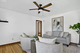 6128 SE Center St, Portland, OR 97206 - Photo 9