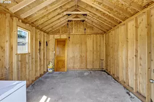 6128 SE Center St, Portland, OR 97206 - Photo 41