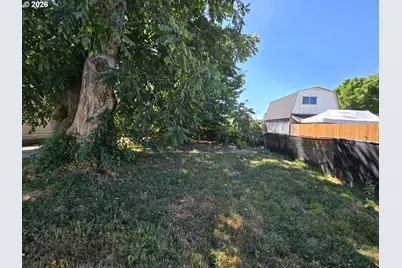 607 S 6th Ave, Kelso, WA 98626 - Photo 9